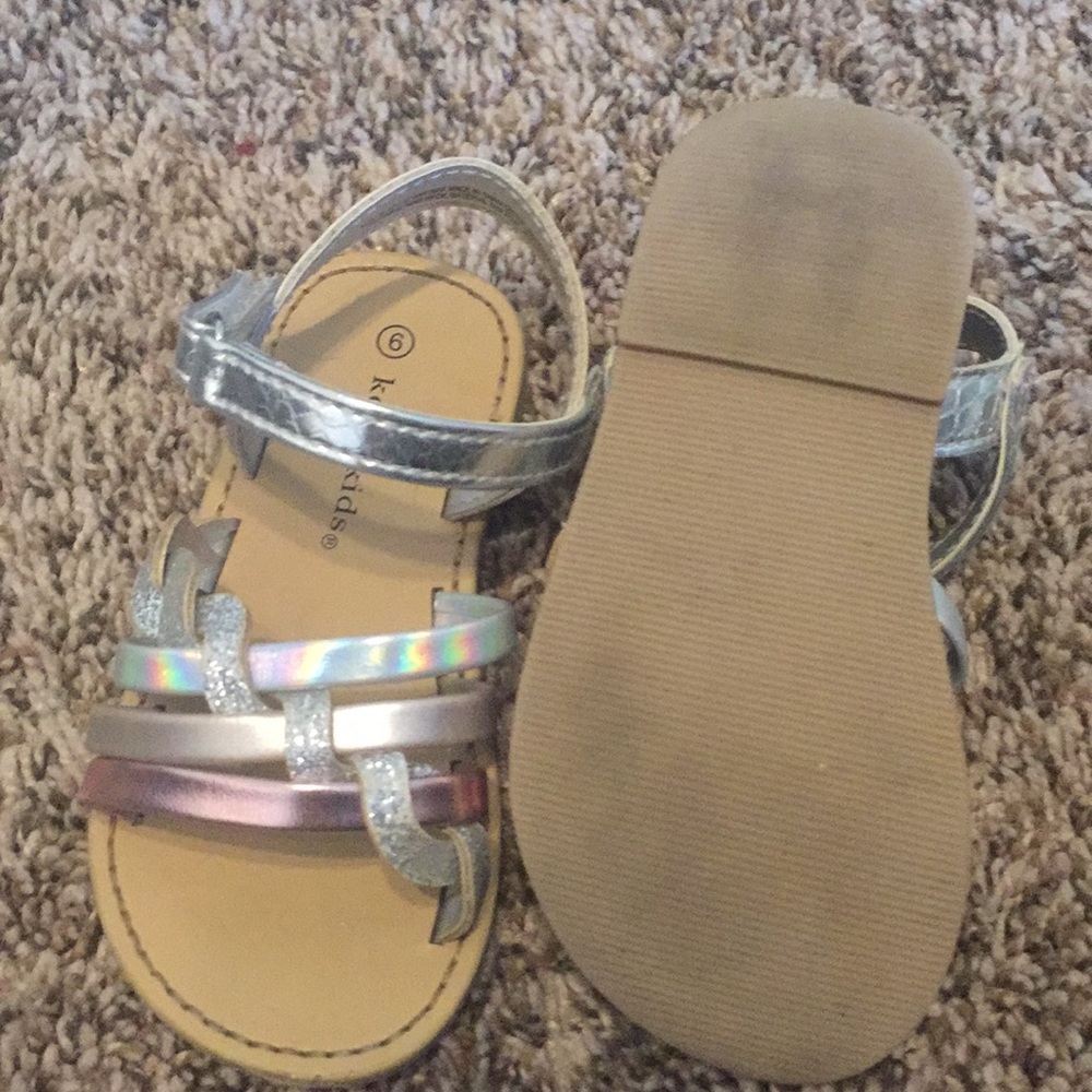 Sandal - Picture 3 of 3